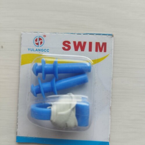 Набор для плавания (беруши плюс зажим для носа) на блистере синий
