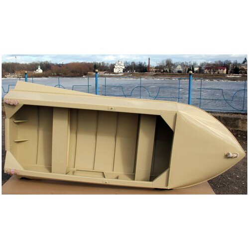 Алюминиевая лодка Романтика - Н 3.0 м, с булями, крашенная в цвет бледно бежевый