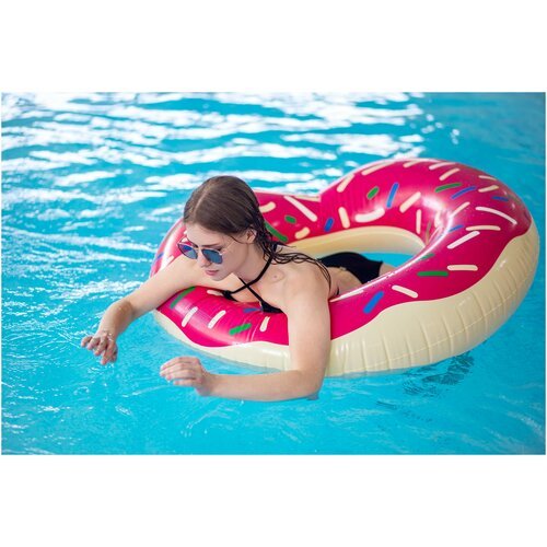 Надувной круг для плавания пончик 120см / для пляжа, для дачи, купальник женский слитный, очки солнцезащитные, матрас надувной, бассейн каркасный