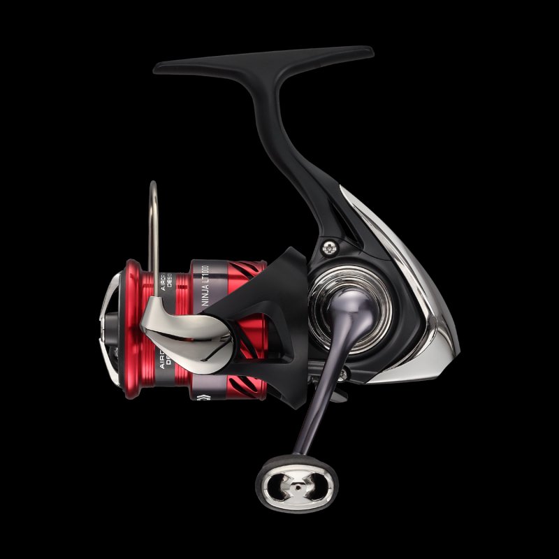 Катушка безынерционная Daiwa 23 Ninja LT 5000-C