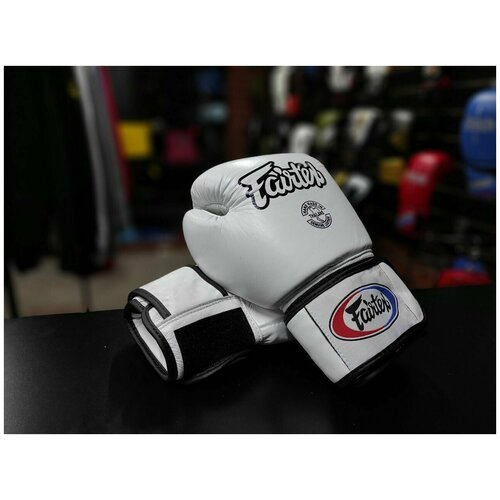 Боксерские перчатки FairTex белые натуральная кожа 16OZ